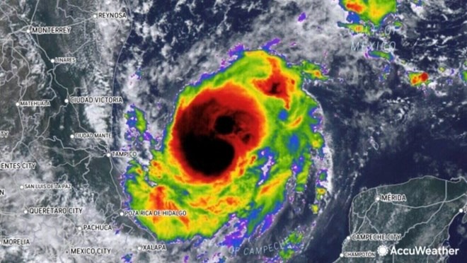 Hình ảnh mắt bão Milton. Ảnh: AccuWeather.