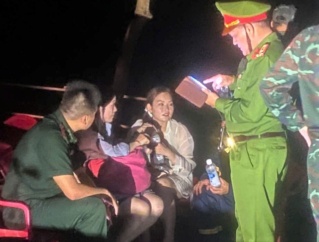 Hai nữ du khách đi lạc trên bán đảo Sơn Trà, Đà Nẵng - 1 Hai nữ du khách đi lạc trên bán đảo Sơn Trà, Đà Nẵng - 1