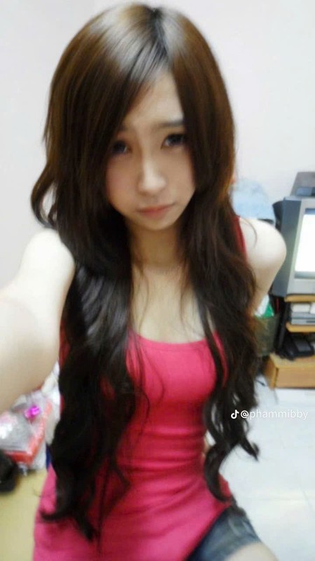 Khi mạng xã hội Zing me, Yahoo còn làm mưa làm gió, rất nhiều người đã từng lấy ảnh của Phạm Mi làm ảnh đại diện. Tuy nhiên không mấy người biết đến chủ nhân của những bức ảnh đó là ai.