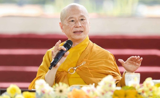 Từ vụ ông Vương Tấn Việt thừa nhận sử dụng bằng cấp 3 không hợp pháp: Dùng bằng giả có thể bị xử lý ra sao? Từ vụ ông Vương Tấn Việt thừa nhận sử dụng bằng cấp 3 không hợp pháp: Dùng bằng giả có thể bị xử lý ra sao?