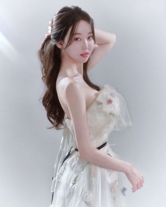 Hình ảnh hiện tại của 'hot girl đổ xăng' từng gây 'bão' mạng xã hội - 1