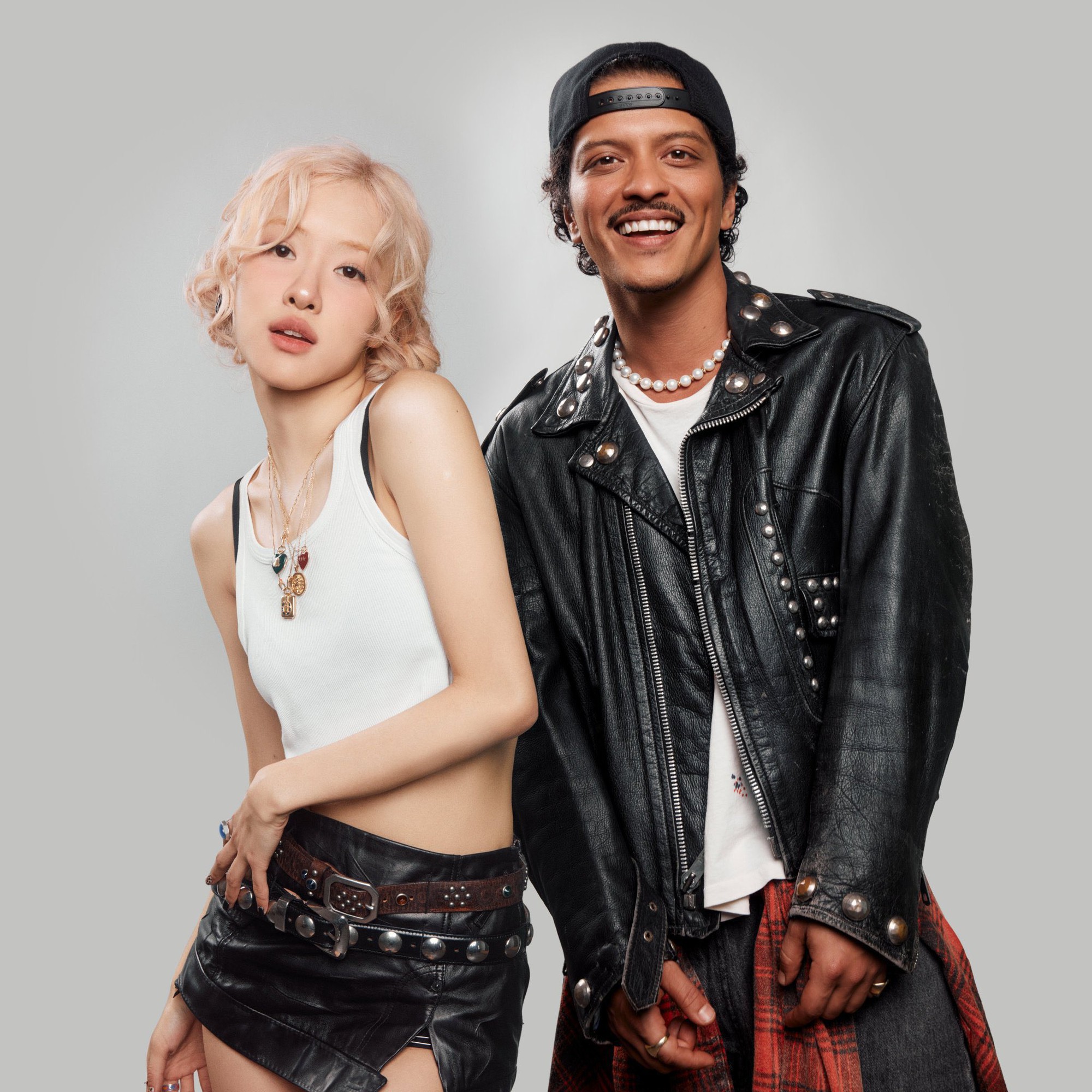 Hoá ra đây là lý do BLACKPINK 'bung lụa' hậu rời YG, dân mạng thương thay cho BABYMONSTER - 2 Hoá ra đây là lý do BLACKPINK 'bung lụa' hậu rời YG, dân mạng thương thay cho BABYMONSTER - 2