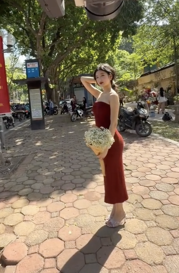 'Tóm dính' Nàng Mơ qua ống kính camera thường, visual ra sao mà netizen phải nhắc đến Lọ Lem? - 1