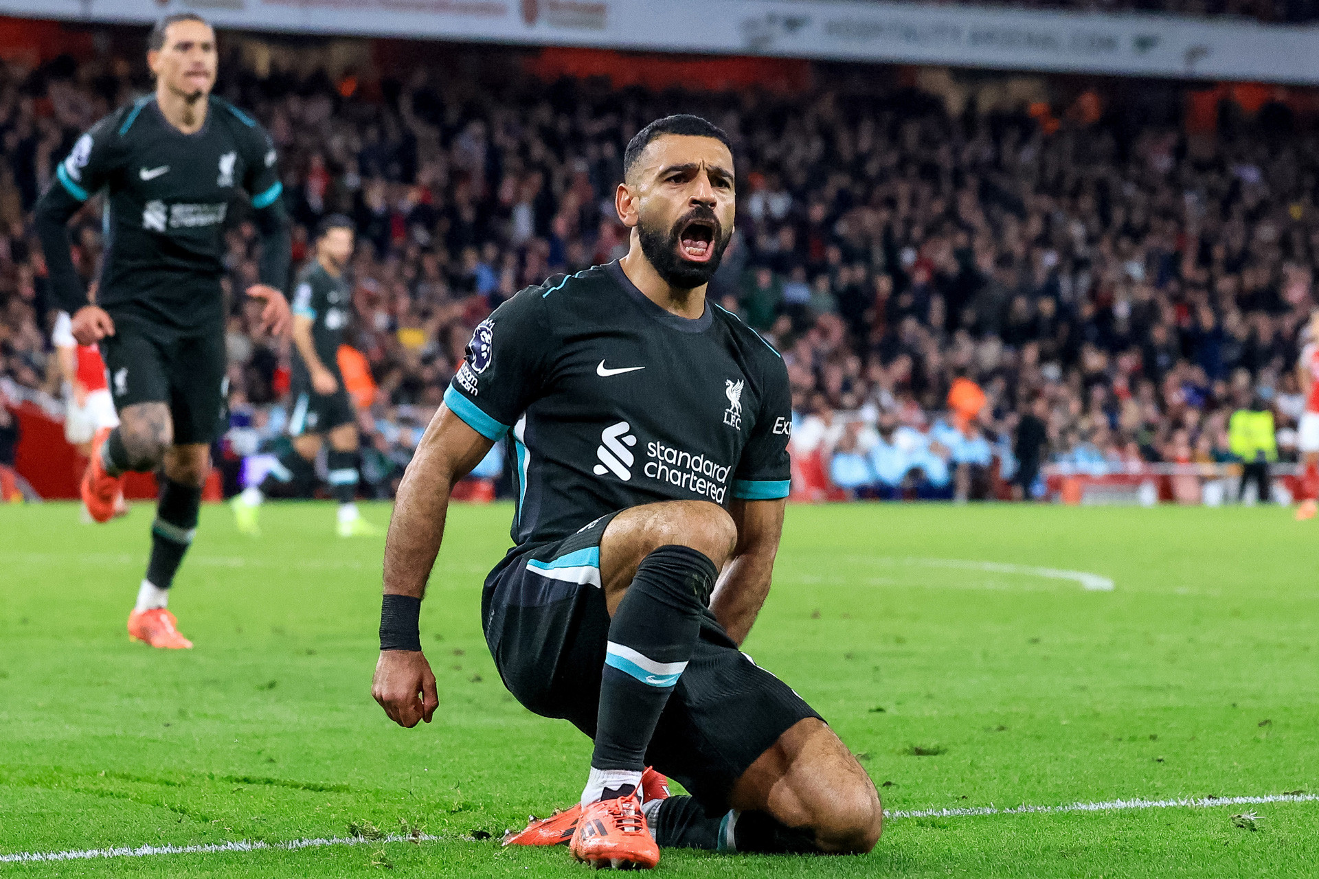 Liverpool hòa nghẹt thở Arsenal: Salah tiến gần kỷ lục Ngoại hạng Anh - 2 Liverpool hòa nghẹt thở Arsenal: Salah tiến gần kỷ lục Ngoại hạng Anh - 2