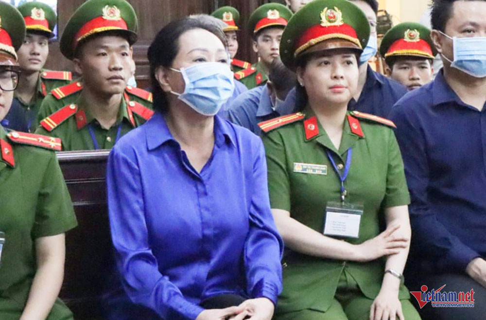 Bà Trương Mỹ Lan được nhà đầu tư nước ngoài hứa cho vay 400 triệu USD để trả nợ Bà Trương Mỹ Lan được nhà đầu tư nước ngoài hứa cho vay 400 triệu USD để trả nợ