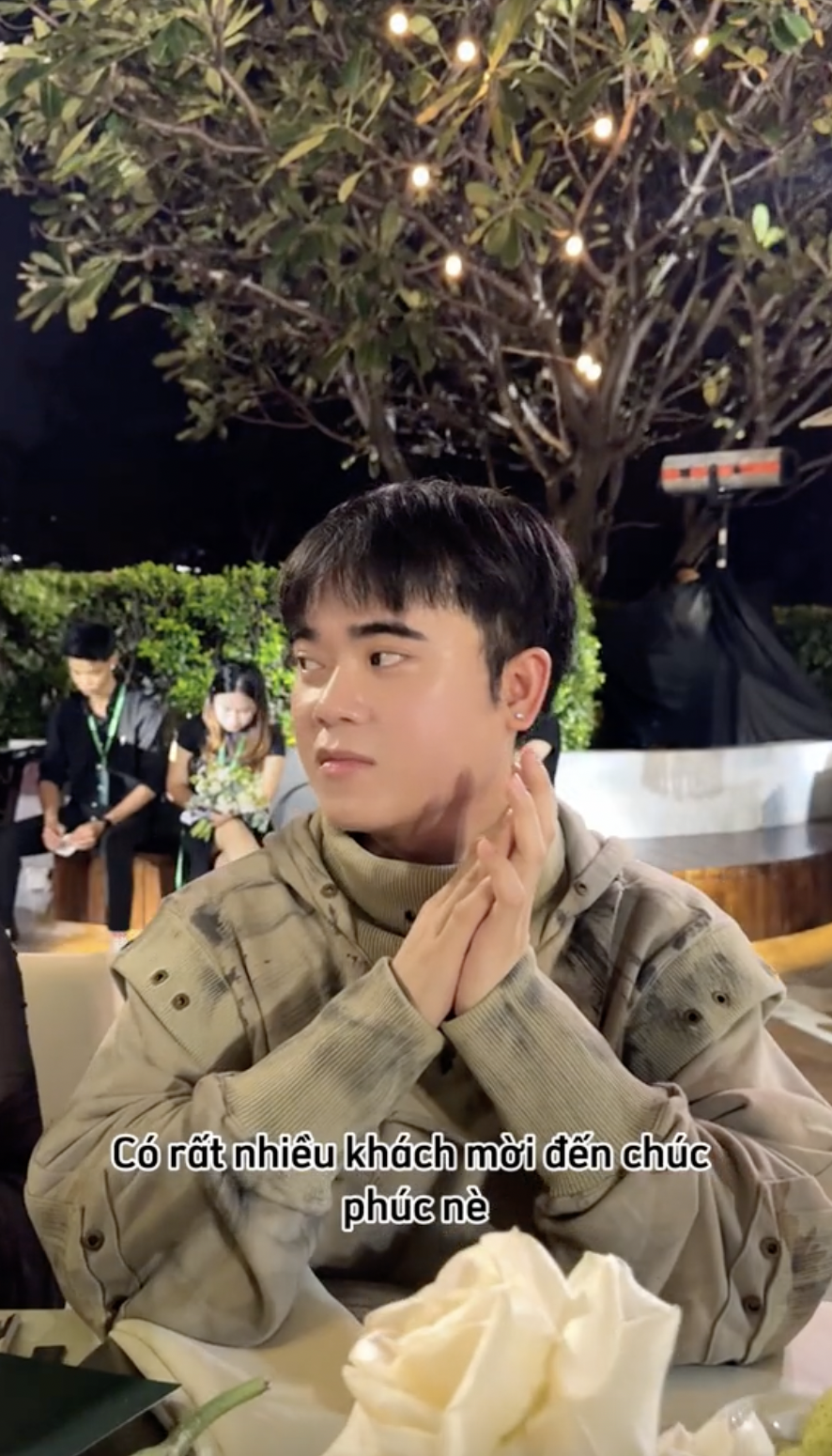Đám cưới Việt Phương Thoa - Chí Thành: Dàn khách 'khủng' đổ bộ, 1 nhân vật tiến vào lễ đường khiến tất cả bật khóc - 8 Đám cưới Việt Phương Thoa - Chí Thành: Dàn khách 'khủng' đổ bộ, 1 nhân vật tiến vào lễ đường khiến tất cả bật khóc - 8