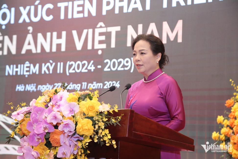 Cựu BTV Thời sự VTV Quang Minh trúng cử vào vị trí mới - 2 Cựu BTV Thời sự VTV Quang Minh trúng cử vào vị trí mới - 2