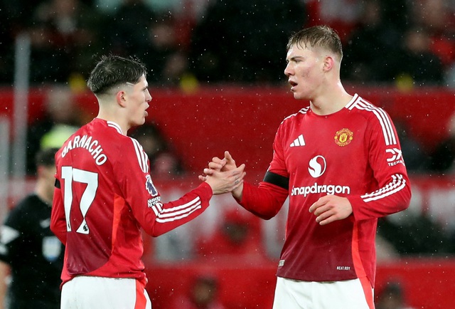 Man United thua sốc Nottingham Forest, HLV Ruben Amorim nói lời gan ruột - 2 Man United thua sốc Nottingham Forest, HLV Ruben Amorim nói lời gan ruột - 2