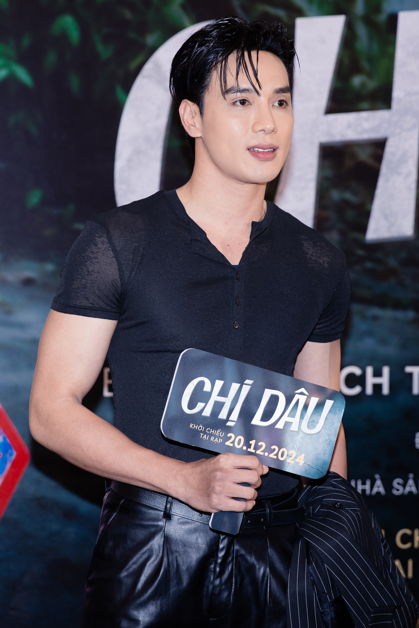 Ngọc Trinh gây sốt MXH với sắc vóc quyến rũ, chỉ nói đúng 1 câu về việc nghỉ chơi với Vũ Khắc Tiệp - 13 Ngọc Trinh gây sốt MXH với sắc vóc quyến rũ, chỉ nói đúng 1 câu về việc nghỉ chơi với Vũ Khắc Tiệp - 13