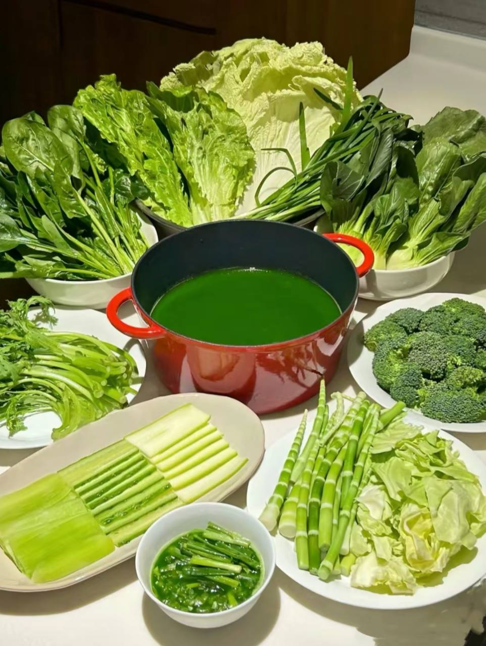 Cười ra nước mắt với tiệc tất niên: Lẩu xanh mướt và thịt 'tan vào nước' gây bão mạng - 4 Cười ra nước mắt với tiệc tất niên: Lẩu xanh mướt và thịt 'tan vào nước' gây bão mạng - 4