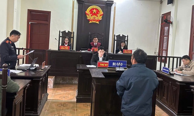 Sau 12 năm về chung sống như vợ chồng, người đàn ông lĩnh án tù Sau 12 năm về chung sống như vợ chồng, người đàn ông lĩnh án tù