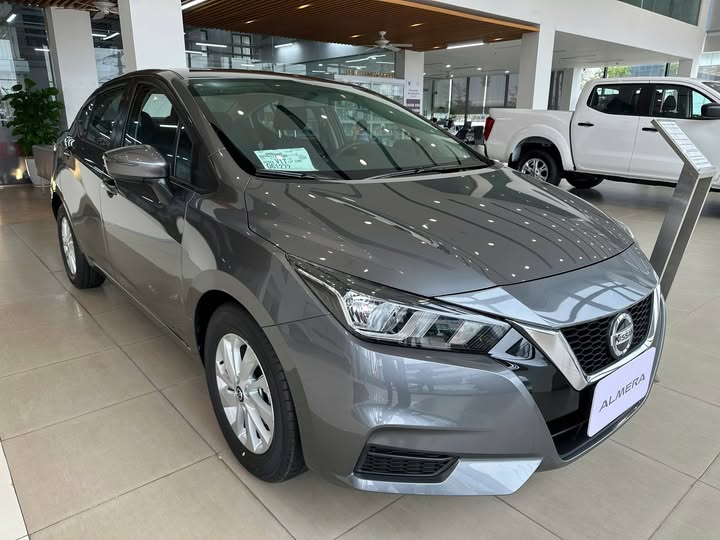 Loạt xe đại hạ giá năm 2024: Pajero Sport lớn nhất đến 300 triệu, có mẫu 'miệt mài giảm' 12 tháng vẫn chưa hết hàng tồn - 1 Loạt xe đại hạ giá năm 2024: Pajero Sport lớn nhất đến 300 triệu, có mẫu 'miệt mài giảm' 12 tháng vẫn chưa hết hàng tồn - 1