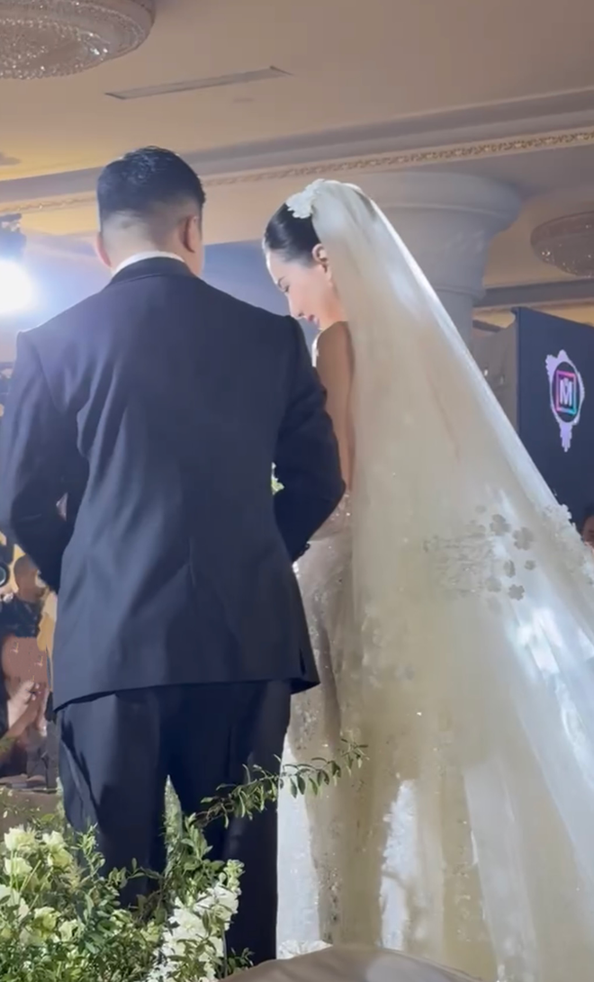 Hình ảnh MC Mai Ngọc trong lễ cưới - 2