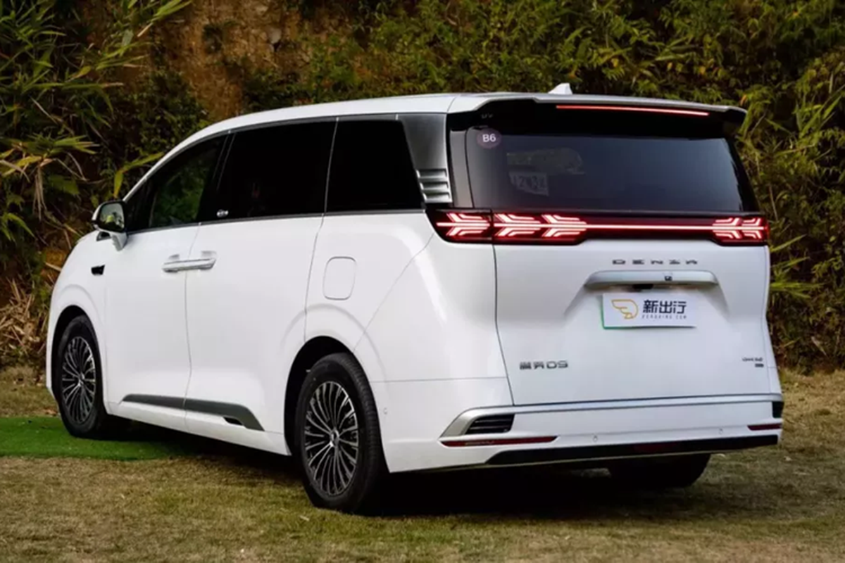 Denza D9 2025 - MPV hạng sang từ 1,1 tỷ 'đấu' Toyota Alphard - 8