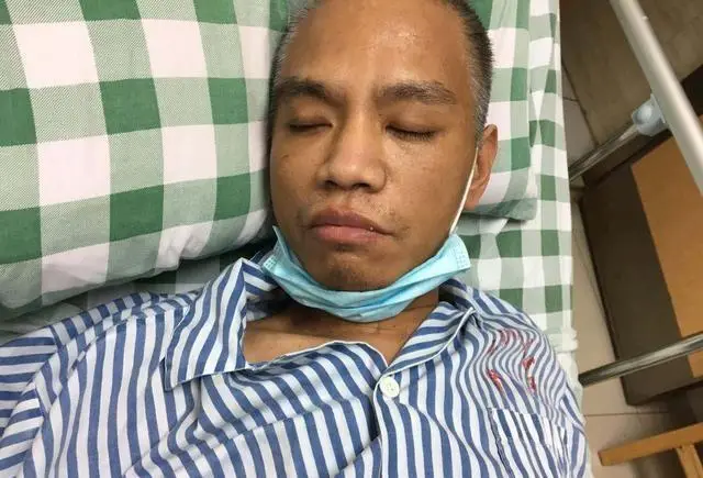 Nam sinh nhà nghèo thi đỗ vào trường Y, 5 năm sau nhận thông báo: 'Em không được tốt nghiệp' - Sự mở đầu của chuỗi bi kịch! - 4 Nam sinh nhà nghèo thi đỗ vào trường Y, 5 năm sau nhận thông báo: 'Em không được tốt nghiệp' - Sự mở đầu của chuỗi bi kịch! - 4