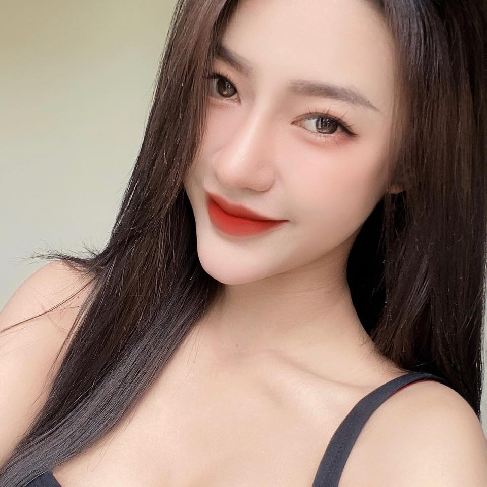 Trầm trồ trước sắc vóc gợi cảm của bà xã 'người nhện' Đình Triệu: 'Gái một con trông mòn con mắt' là đây! - 14