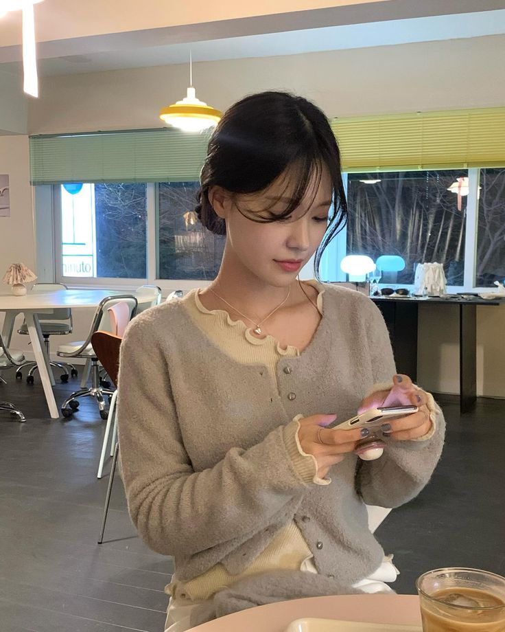 Bị chồng gọi là 'người giúp việc' vì thất nghiệp ở nhà lo cơm nước, đi chợ không quá 150k/ngày: Hai bức ảnh chụp màn hình tiết lộ sự thật - 2 Bị chồng gọi là 'người giúp việc' vì thất nghiệp ở nhà lo cơm nước, đi chợ không quá 150k/ngày: Hai bức ảnh chụp màn hình tiết lộ sự thật - 2