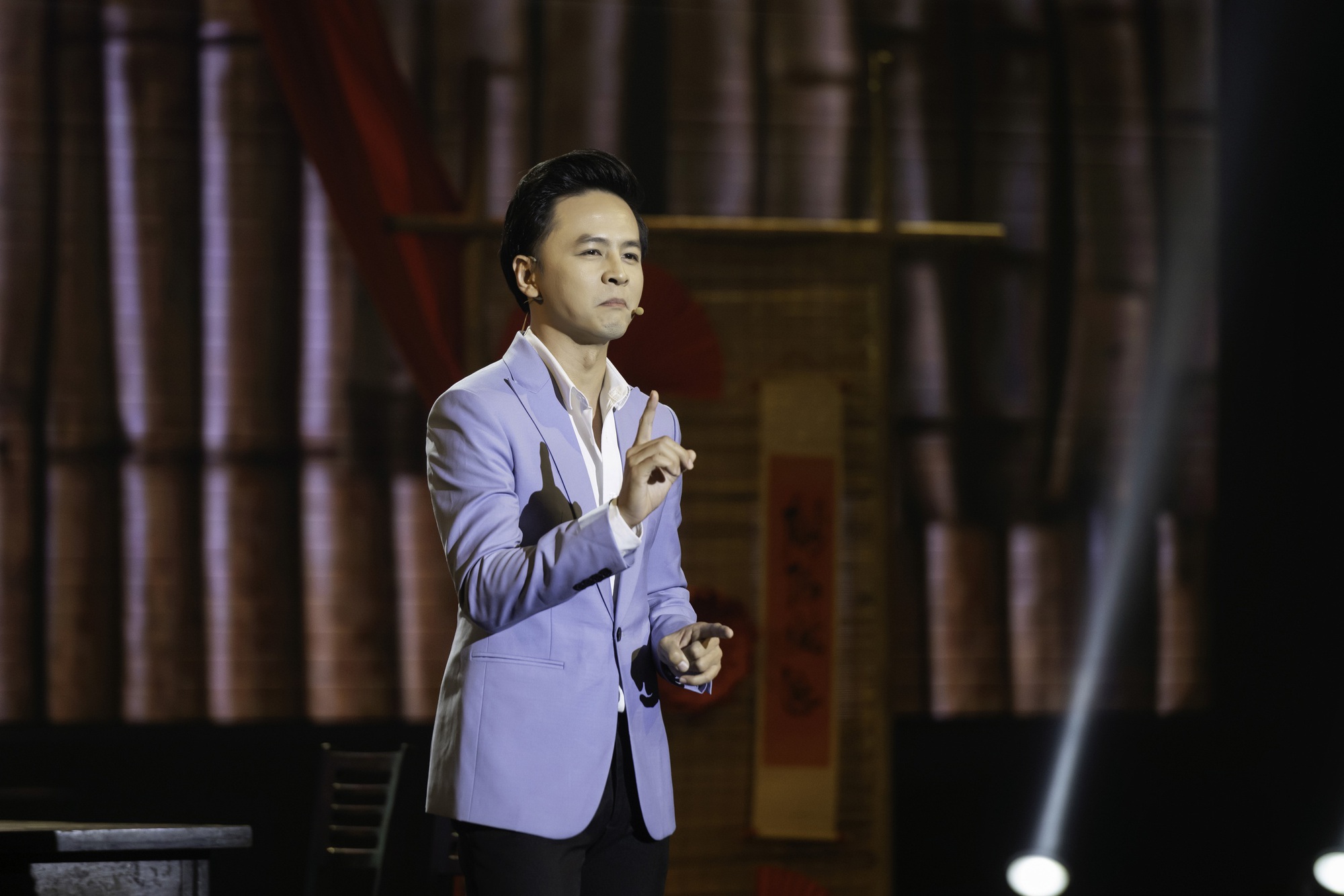 Quán quân Văn Anh: 'Hạnh phúc và may mắn với giải thưởng' - 1 Quán quân Văn Anh: 'Hạnh phúc và may mắn với giải thưởng' - 1