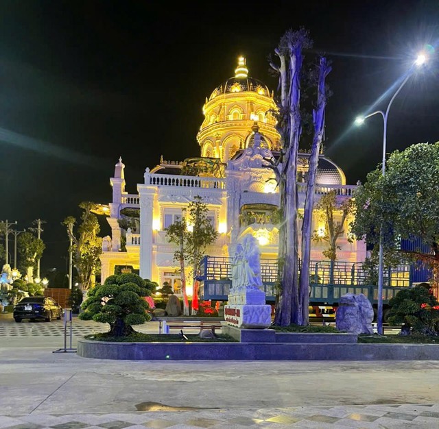 Bắt tạm giam Tổng Giám đốc 'xinh đẹp - tài năng' Nguyễn Thị Cẩm My và chồng - 2 Bắt tạm giam Tổng Giám đốc 'xinh đẹp - tài năng' Nguyễn Thị Cẩm My và chồng - 2