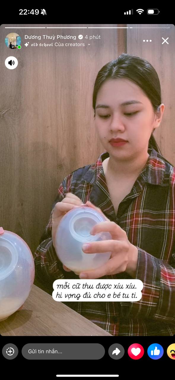 Cô nàng hoa khôi lấy chồng cầu thủ, cuộc sống đủ nhà lầu xe hơi, vừa sinh bé thứ 3 nhan sắc vẫn không có điểm chê Cô nàng hoa khôi lấy chồng cầu thủ, cuộc sống đủ nhà lầu xe hơi, vừa sinh bé thứ 3 nhan sắc vẫn không có điểm chê