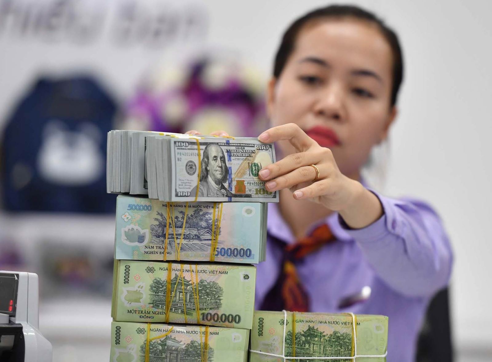 Ngân hàng chuyển nhầm số tiền khổng lồ trị giá hơn 2000 triệu tỷ đồng cho khách hàng vì lỗi của nhân viên - 1 Ngân hàng chuyển nhầm số tiền khổng lồ trị giá hơn 2000 triệu tỷ đồng cho khách hàng vì lỗi của nhân viên - 1