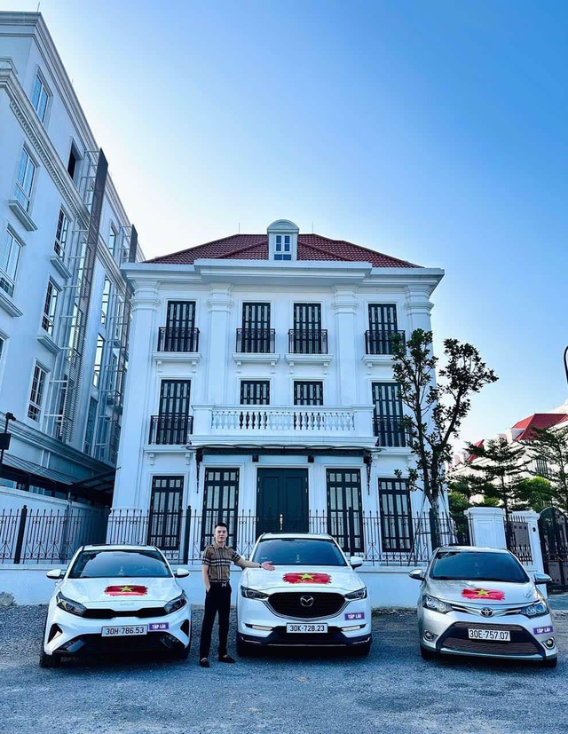 Thầy giáo dạy lái xe điển trai gây 'sốt' mạng, học viên xin học ầm ầm, mỗi tháng kiếm vài trăm triệu - 6 Thầy giáo dạy lái xe điển trai gây 'sốt' mạng, học viên xin học ầm ầm, mỗi tháng kiếm vài trăm triệu - 6