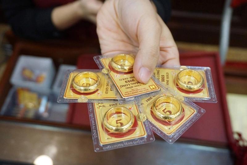 8 chỉ vàng vào năm 2004 có giá trị bao nhiêu vào năm 2025?