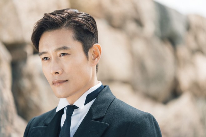 Kwon Sang Woo bị Lee Byung Hun 'dằn mặt' trước đồng nghiệp: 'Những lời đó đã hoàn toàn bị bóp méo' - 2 Kwon Sang Woo bị Lee Byung Hun 'dằn mặt' trước đồng nghiệp: 'Những lời đó đã hoàn toàn bị bóp méo' - 2