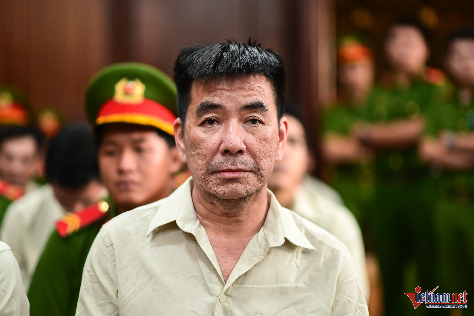 Vụ cựu Chủ tịch An Giang 'bảo kê' cát lậu: Ông trùm vay tiền để duy trì công ty Vụ cựu Chủ tịch An Giang 'bảo kê' cát lậu: Ông trùm vay tiền để duy trì công ty