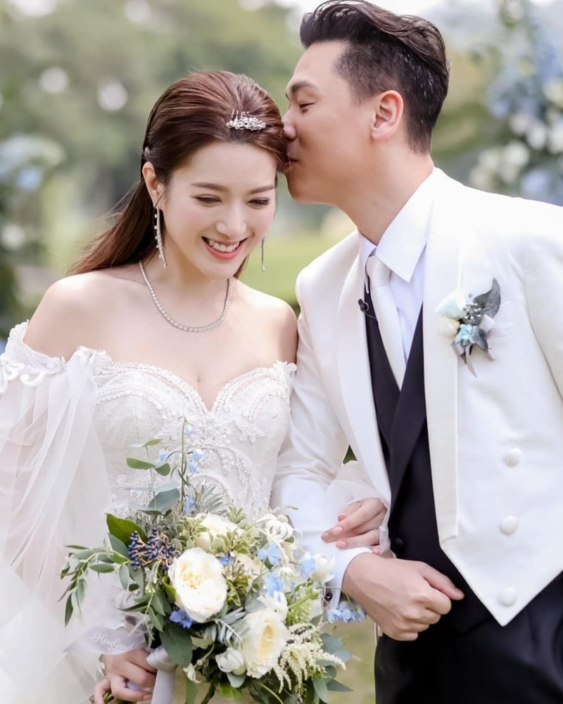 1 Hoa hậu hàng đầu thông báo ly hôn chồng đại gia hơn 10 tuổi