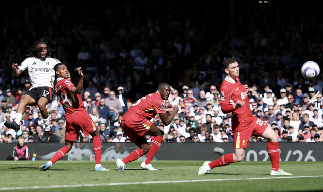 Liverpool thất thủ, Ngoại hạng Anh hò reo ăn mừng - 2 Liverpool thất thủ, Ngoại hạng Anh hò reo ăn mừng - 2