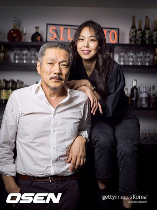 HOT: 'Tiểu tam bị ghét nhất showbiz' hạ sinh con ngoài giá thú cho đạo diễn U70 HOT: 'Tiểu tam bị ghét nhất showbiz' hạ sinh con ngoài giá thú cho đạo diễn U70