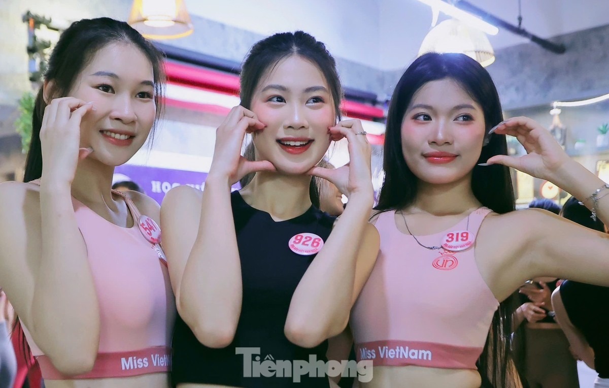 3 cô gái 20 tuổi, cao gần 1,8 m tại Hoa hậu Việt Nam - 15