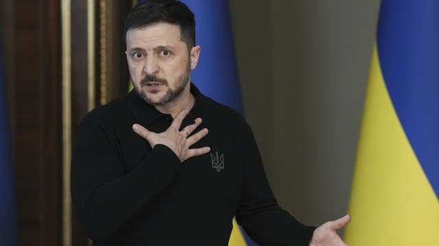 Tổng thống Ukraine lên tiếng về lệnh ngừng bắn của tổng thống Nga Tổng thống Ukraine lên tiếng về lệnh ngừng bắn của tổng thống Nga