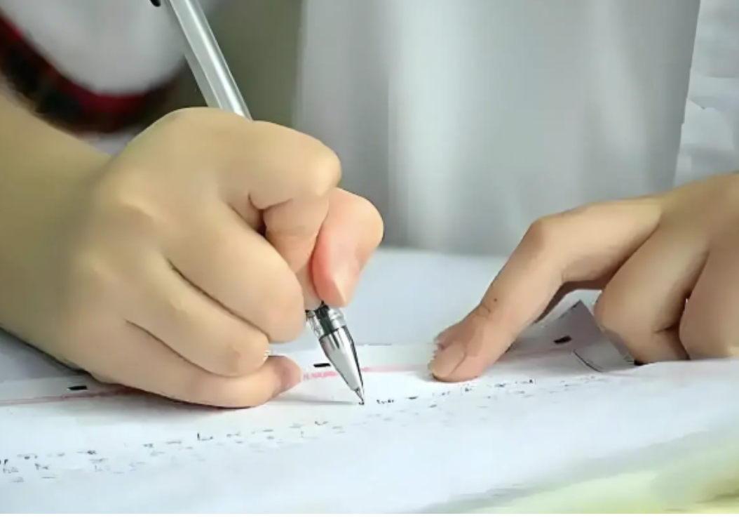 Khoa học chứng minh cha mẹ càng nói 3 lời này, tương lai của trẻ càng rạng rỡ, tiền đồ rộng mở - 1 Khoa học chứng minh cha mẹ càng nói 3 lời này, tương lai của trẻ càng rạng rỡ, tiền đồ rộng mở - 1