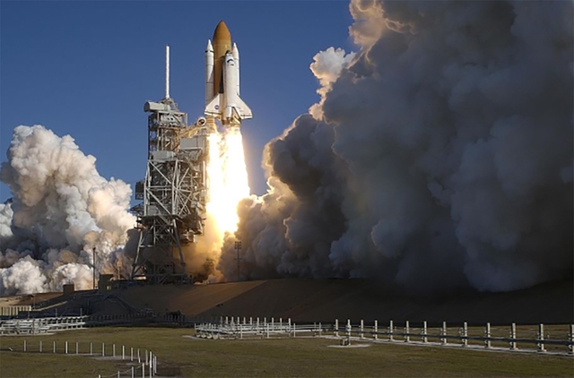 Cựu quan chức NASA khiến dư luận dậy sóng khi tung bằng chứng tuyệt mật về đĩa bay, phá vỡ im lặng sau 30 năm - 4 Cựu quan chức NASA khiến dư luận dậy sóng khi tung bằng chứng tuyệt mật về đĩa bay, phá vỡ im lặng sau 30 năm - 4