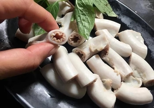 Cơ quan chức năng lên tiếng về vụ lòng se điếu, quảng cáo lòng se điếu 40 mét là gian lận thương mại