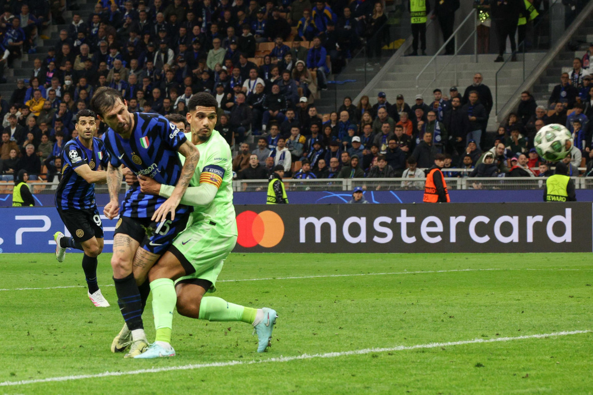 Barca thua đau Inter: Lamine Yamal lại ôm hận vì đồng đội - 3 Barca thua đau Inter: Lamine Yamal lại ôm hận vì đồng đội - 3