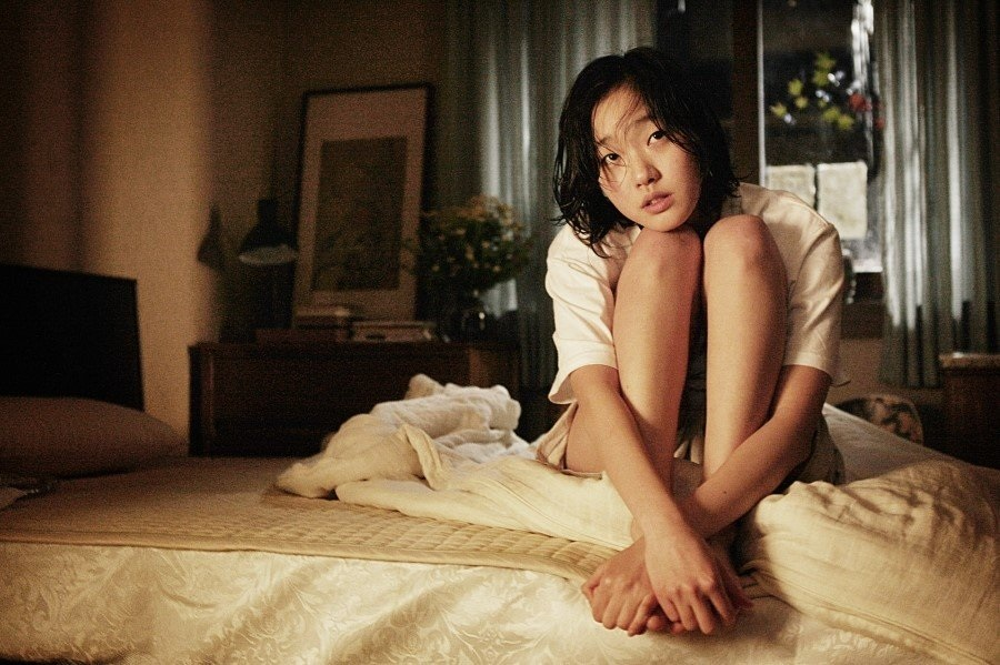Phim 18+ Hàn Quốc bị cả châu Á lên án: Nữ chính đóng cảnh nóng thật, kém nam chính 53 tuổi mới sốc Phim 18+ Hàn Quốc bị cả châu Á lên án: Nữ chính đóng cảnh nóng thật, kém nam chính 53 tuổi mới sốc