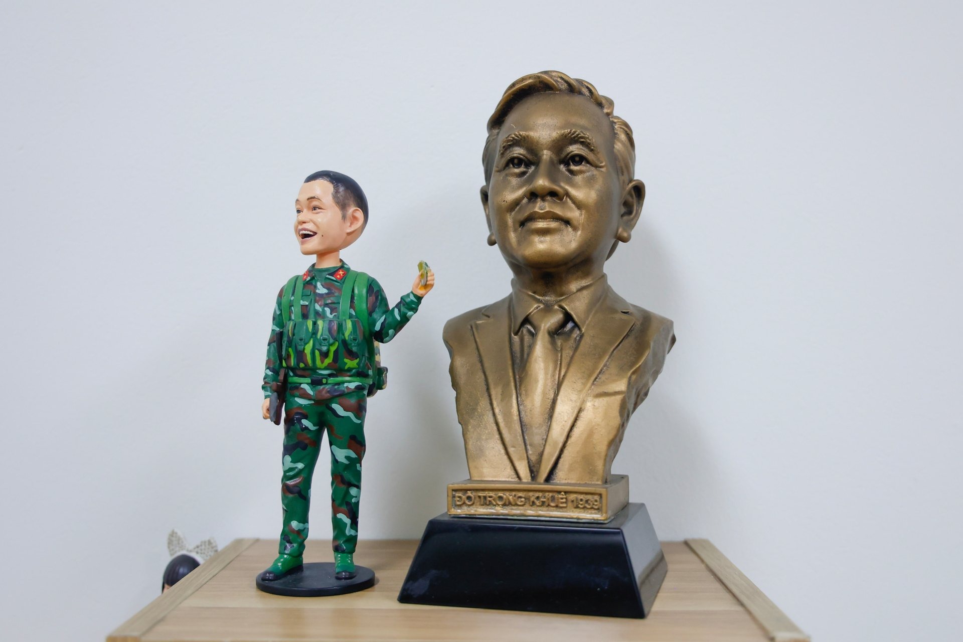 Tượng mini tả thực 'gây sốt' giới trẻ - 2