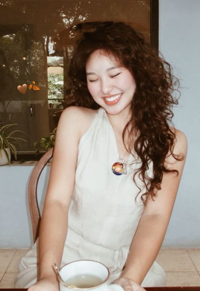 Con gái hoa khôi bóng chuyền Kim Huệ: 18 tuổi xinh đẹp phổng phao, thành tích thể thao mới đáng nể, chuẩn 'con nhà nòi' - 2