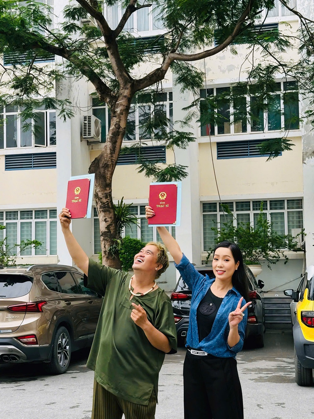 Nam nghệ sĩ rao biệt phủ 100 tỷ, tuổi 54: 'Tôi đang chuẩn bị thi đầu vào Tiến sĩ' - 3 Nam nghệ sĩ rao biệt phủ 100 tỷ, tuổi 54: 'Tôi đang chuẩn bị thi đầu vào Tiến sĩ' - 3