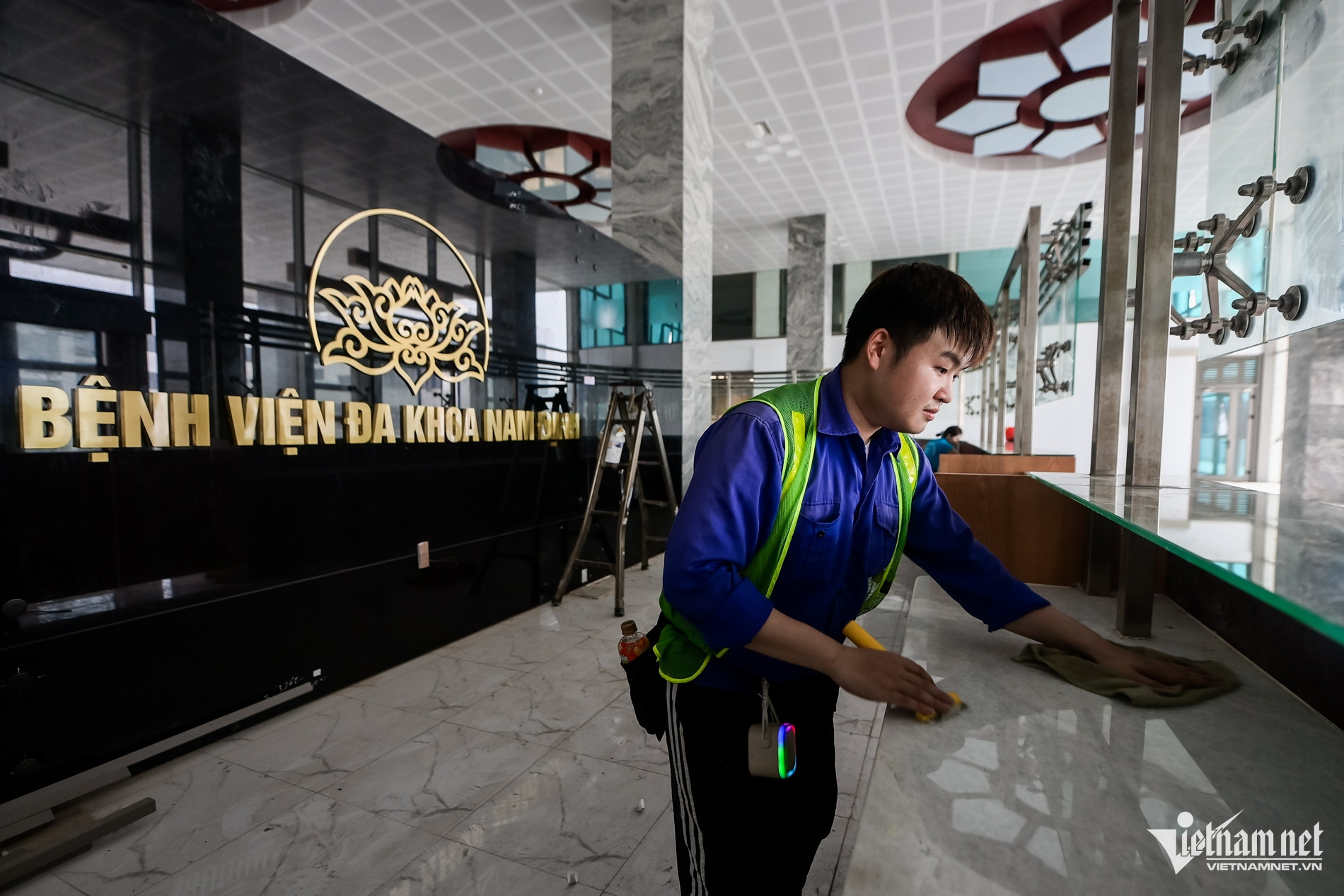 Bệnh viện nghìn tỷ có sân đỗ trực thăng sắp hoạt động sau 18 năm khởi công - 13