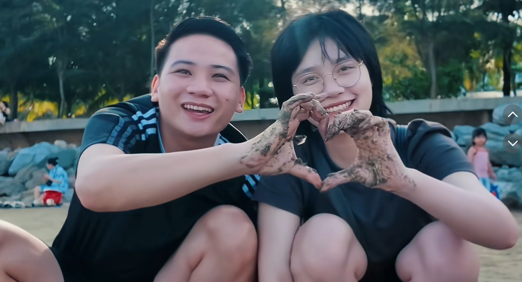 Ngôn tình của đôi vợ chồng Hà Nội dìu nhau qua cửa tử trước khi ly thân gây tranh cãi - 4 Ngôn tình của đôi vợ chồng Hà Nội dìu nhau qua cửa tử trước khi ly thân gây tranh cãi - 4