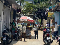 1 người tử vong khi dỡ nhà ở TPHCM, cảnh sát phong tỏa hiện trường